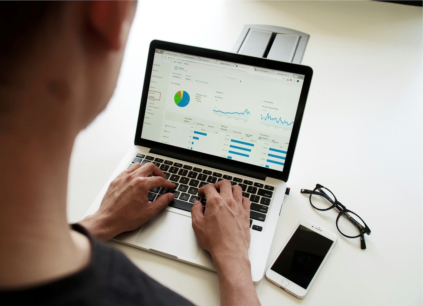 Why Multilingual Consulting is Essential in Global Projects